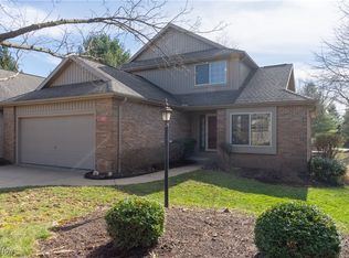 572 Cynthia Ln #17, Tallmadge, OH 44278