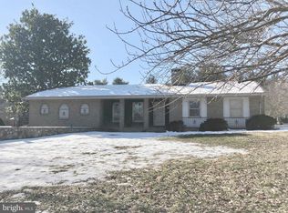 23520 Woodfield Rd, Gaithersburg, MD 20882