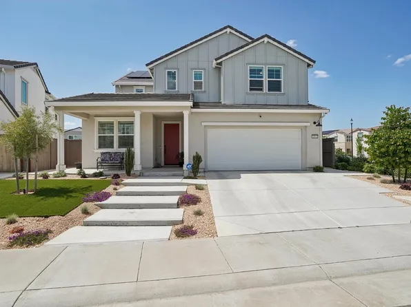 6104 Blue Dog Dr, Roseville, CA 95747