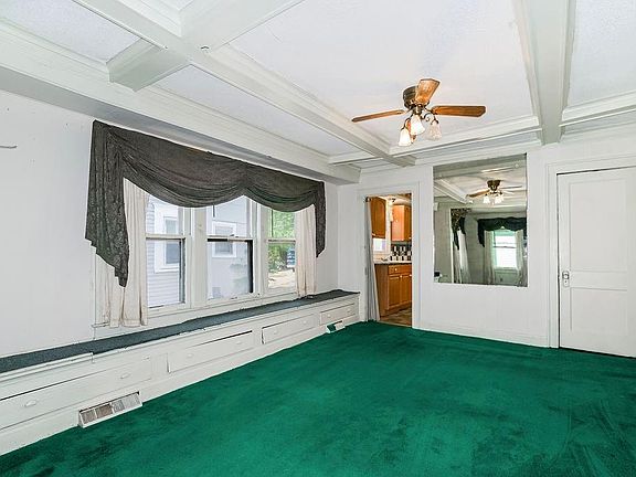 4th image of 3824 Indiana Ave