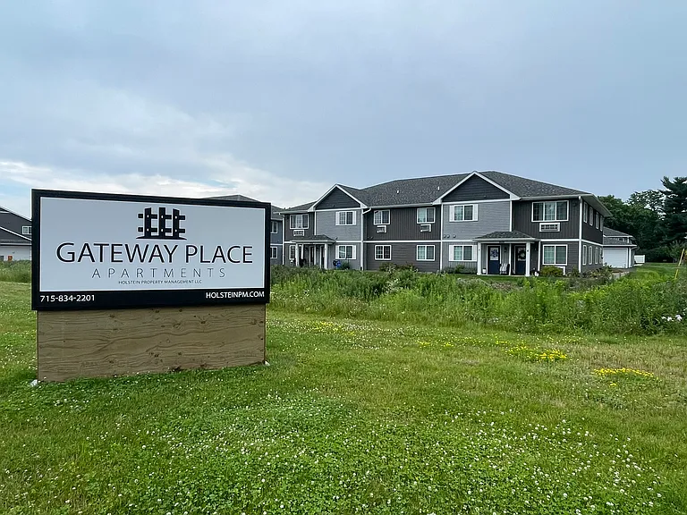 Gateway Place Apartments — Photo 5