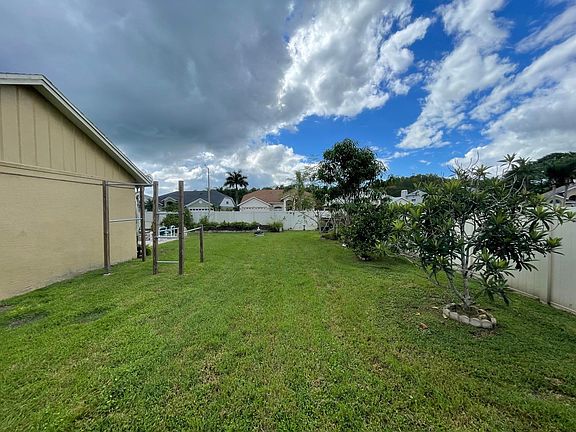 4th image of 8919 Hannigan Ct
