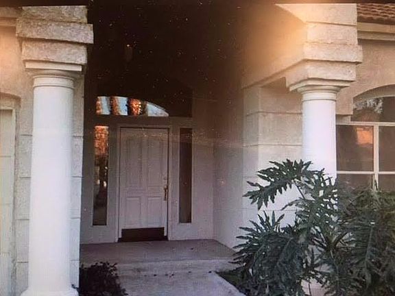 4th image of 1795 E Muncie Ave