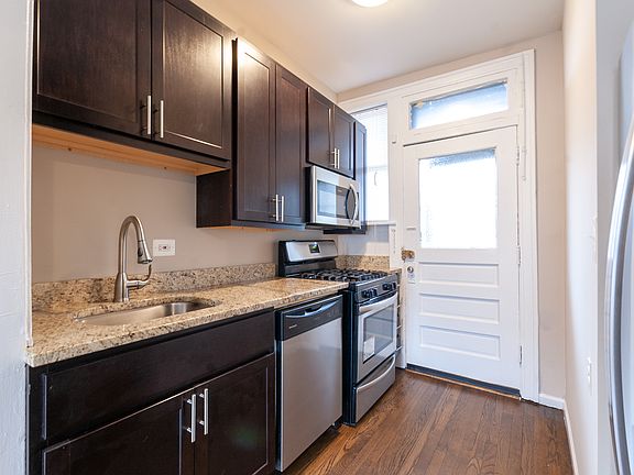 2nd image of 1337 W Touhy Ave APT 3S