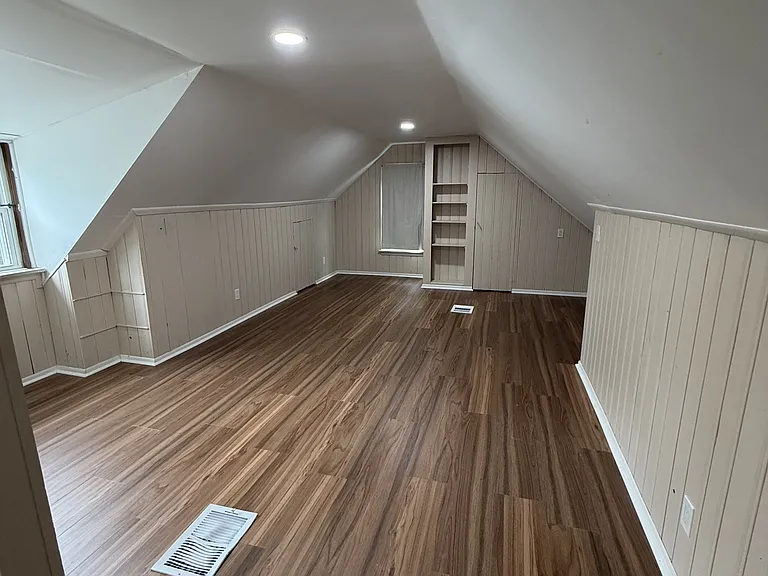 25428 Hopkins St — Photo 18