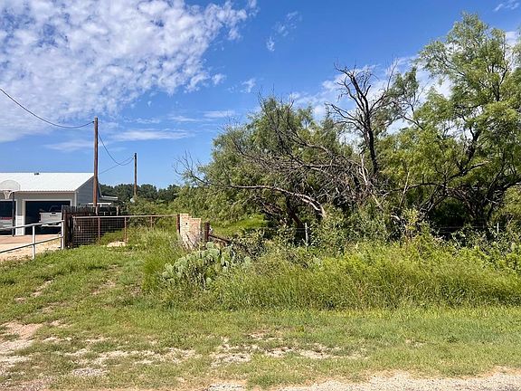 4th image of 8610 N Valley Dr #139