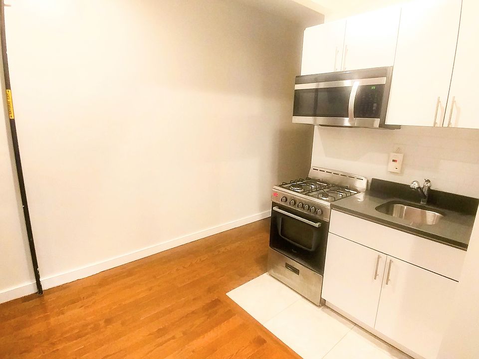 1st image of 58 Henry St #17