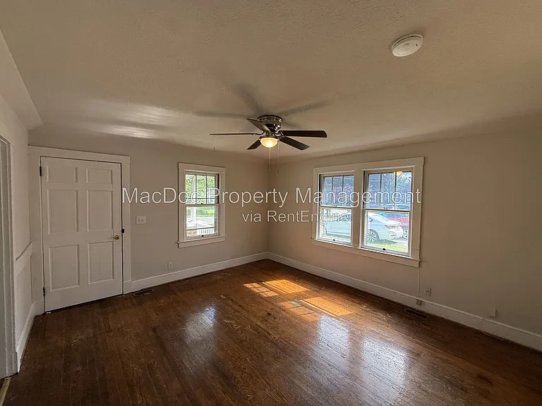 138 Mansfield St — Photo 3