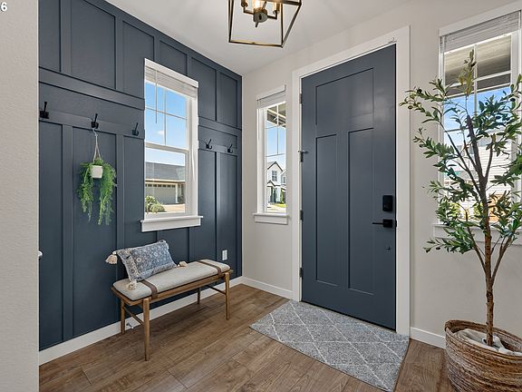 4th image of 6748 SW Lupine Way