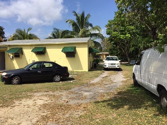 5th image of 9820 SW 183rd St