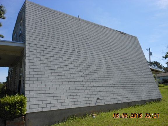 3rd image of 713 Briggs Blvd