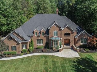 8405 Sanctuary Dr, Kirtland Hills, OH 44060