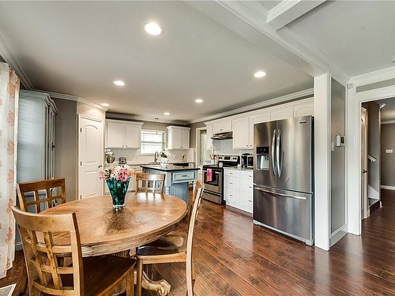4th image of 13637 Rolling Hills Ln