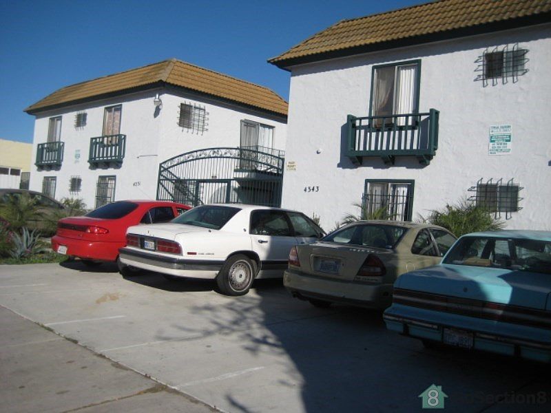 2nd image of 4351 36th St APT 1