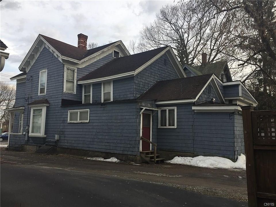 2nd image of 26 N Church St