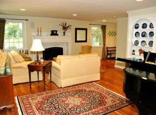 15 Homestead Rd, Basking Ridge, NJ 07920