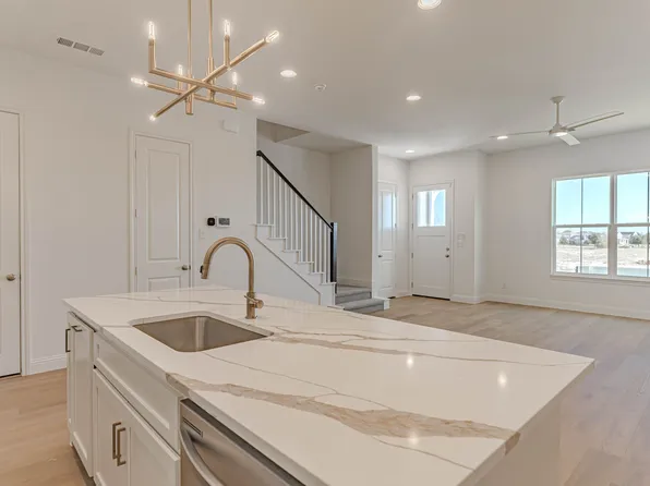 2136 Village Walk Pl, Aledo, TX 76008