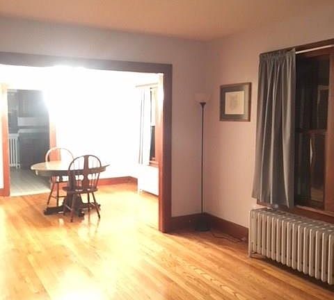 3rd image of 34 Elmhurst Ave