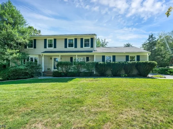 2 Old Village Rd, Hillsborough Twp., NJ 08844