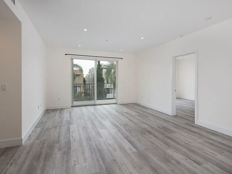 Regency Holt Apartments — Photo 67