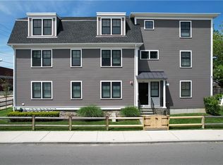 20 E Bowery St #3B, Newport, RI 02840
