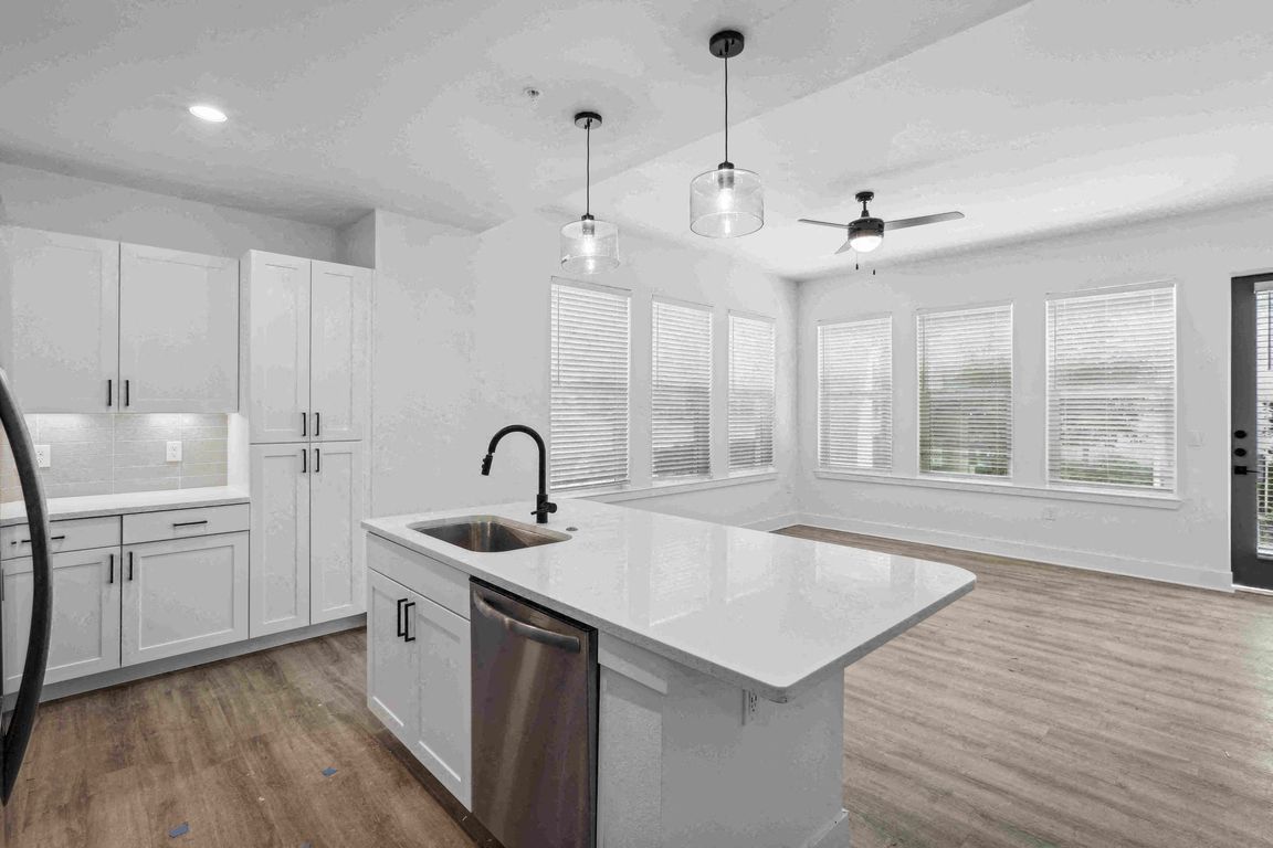 Kitchen & Living Room