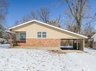 2359 Collett Dr, Saint Louis, MO 63136