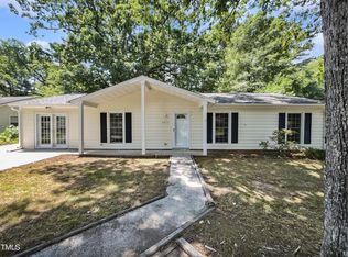 1415 Suterland Rd, Cary, NC 27511