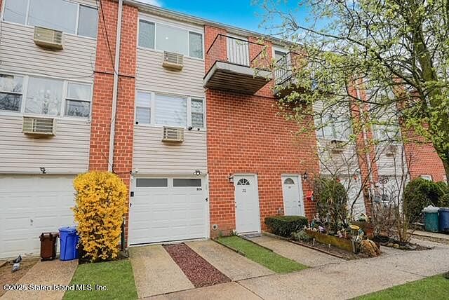 2nd image of 32 Francine Ct #B