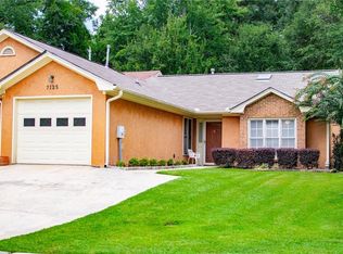 7125 Woodridge Ln, Union City, GA 30291