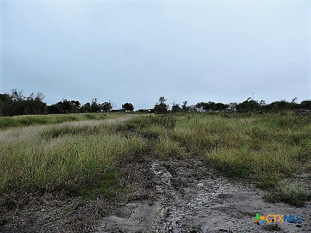 2nd image of 0 S Lee Ave