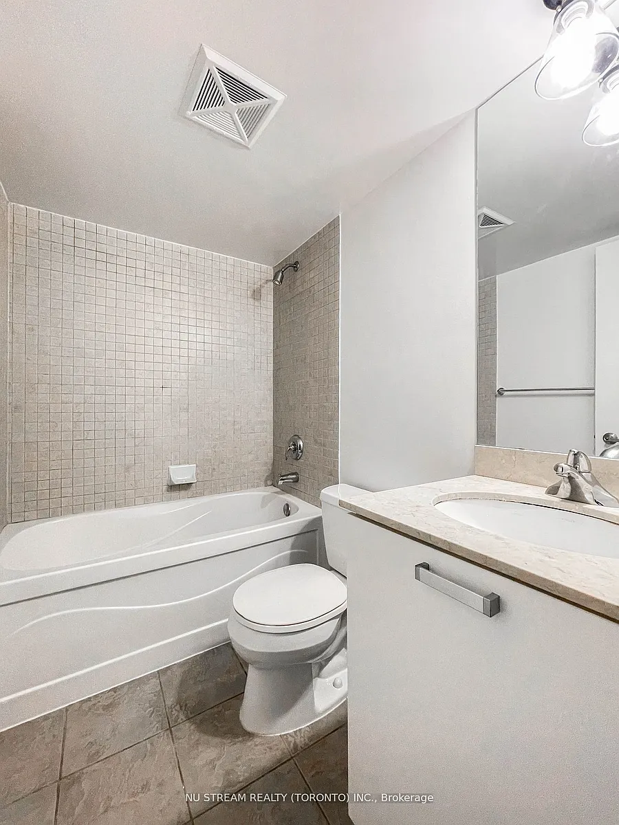 Building Photo - 37 Grosvenor St #1806