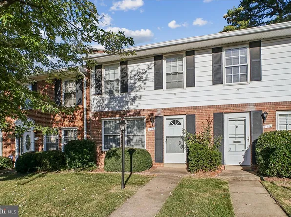 113 N College Dr #175, Sterling, VA 20164