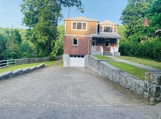 74 Sudbury Dr, Yonkers, NY 10710