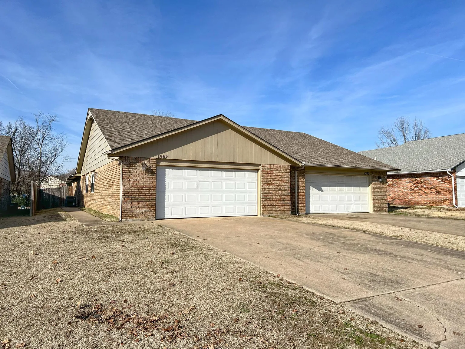 3 bed, 1294 sqft, $1,395 — Photo 2