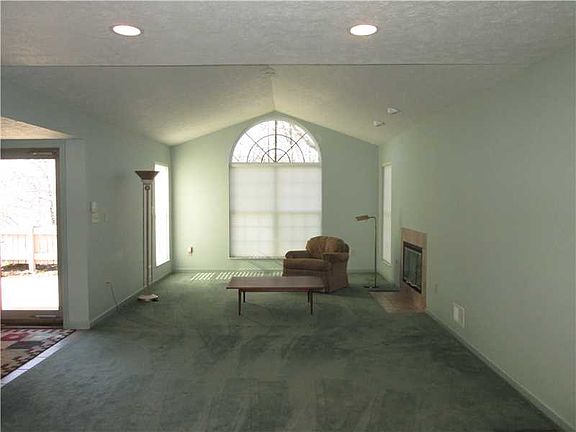 3rd image of 1403 Lyons Chase Cir