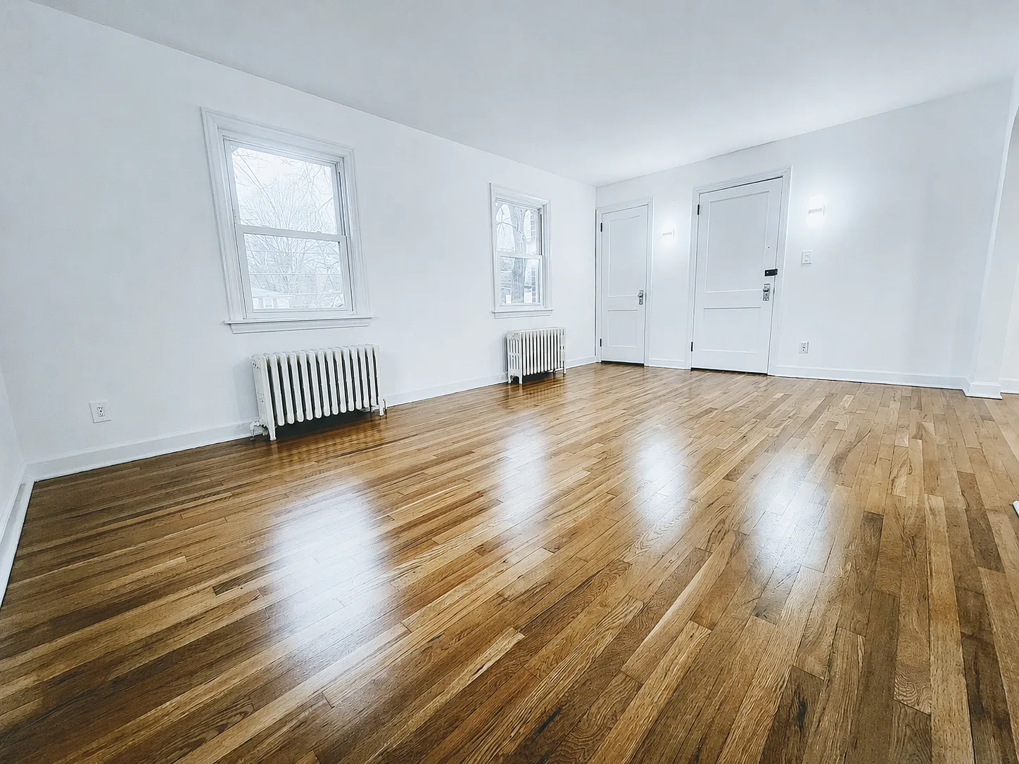 726 Chenango St — Photo 3
