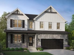 7203 Treetop Ln, Cincinnati, OH 45243