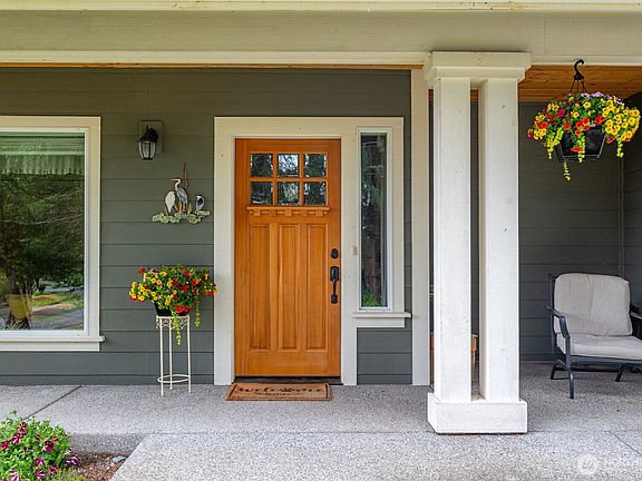 3rd image of 16411 Country Club Drive