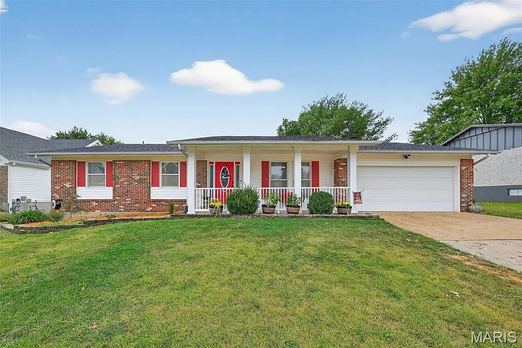 2542 Schnell Dr photo 1