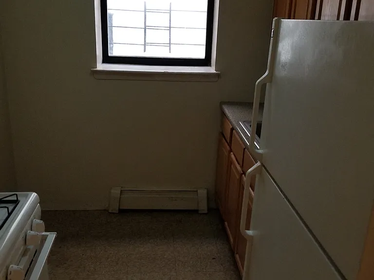 1305 Sheridan Ave #A3 — Photo 6