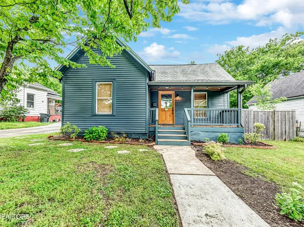 2122 Harvey St, Knoxville, TN 37917