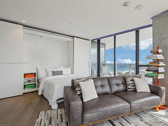 5th image of 2201 Collins Ave #1201