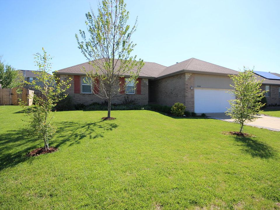 1st image of 3406 N 31st St