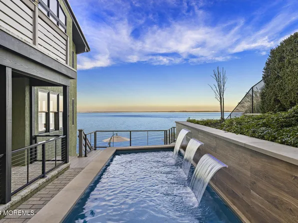 44 Bayside Drive, Atlantic Highlands, NJ 07716