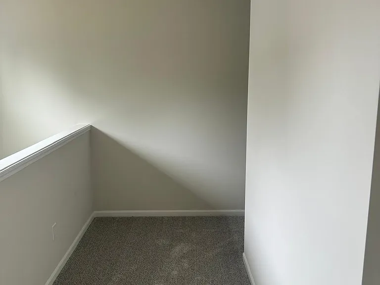 627 Addison Cir — Photo 17