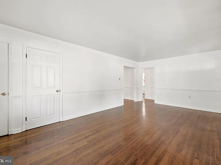 31 E Germain St — Photo 9