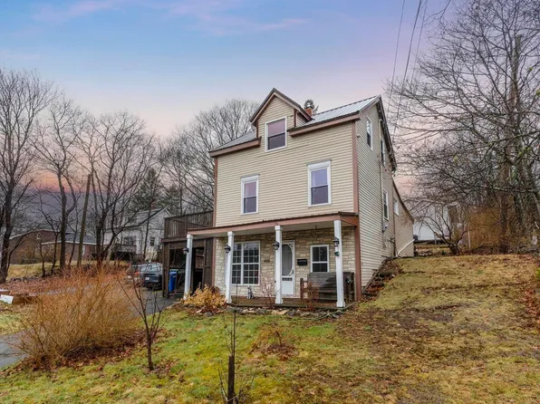 600 Rocky Lake Dr, Halifax, NS B4A 2T6