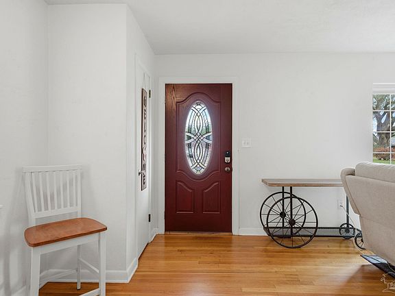 5th image of 513 N 71st Ave