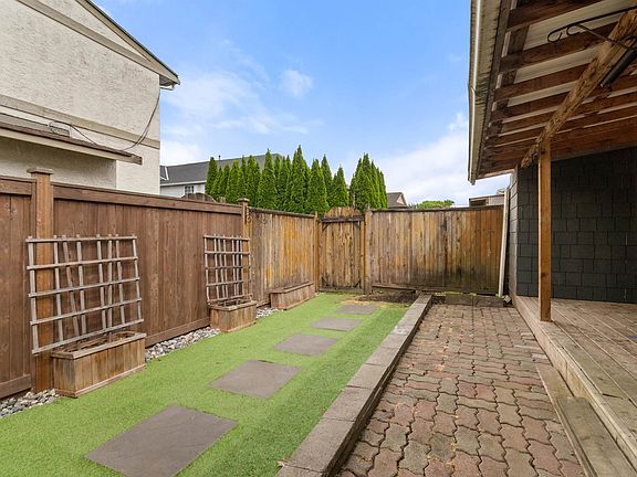 4th image of 9473 Hazel St #12